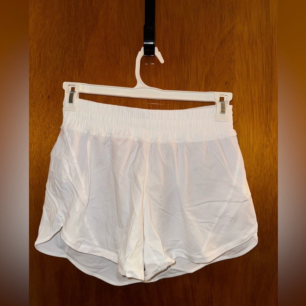 Lululemon Mid-rise track that short 5” white